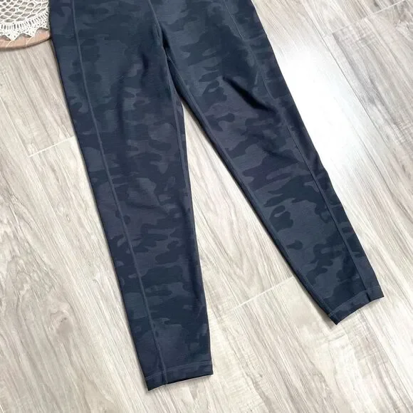 Sweaty Betty Super Sculpt Pocket Camo Leggings In Black Camo Embossed Size M - Picture 6 of 11